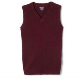 Boy’s burgundy Sweater Vest Size 18 NWT